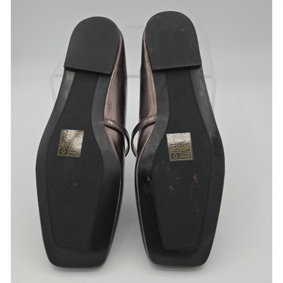 Shu Shop Adele Pewter Color Shoe Flat Mary Jane Women's Sz 8.5 Buckle EUC - Picture 7 of 8